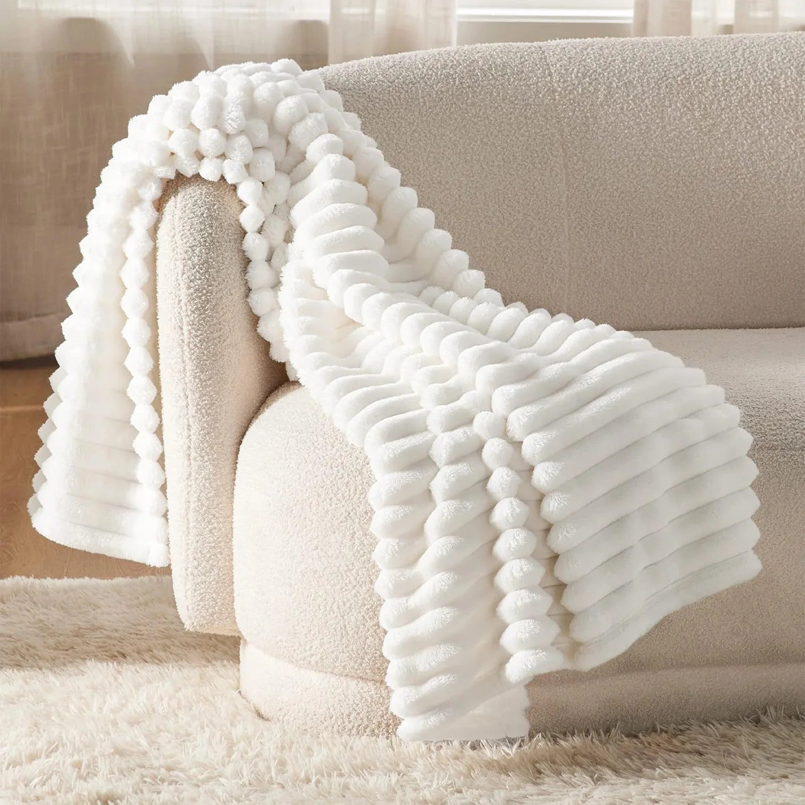 Soft Cosy Blanket | Solid Colour Coral Fleece Quilt for Living Room & Bedroom
