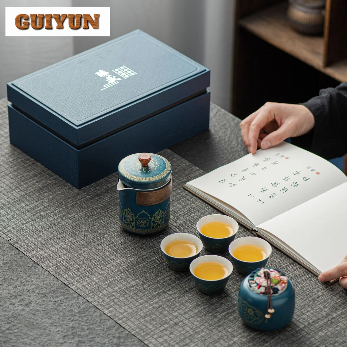 Portable Tea Ceremony Set | 1 Pot 4 Cups Travel Gift Box for Outdoor & Home